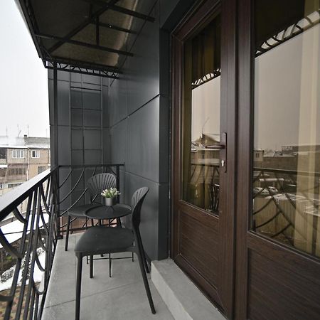 Colette Hotel Jerevan Buitenkant foto
