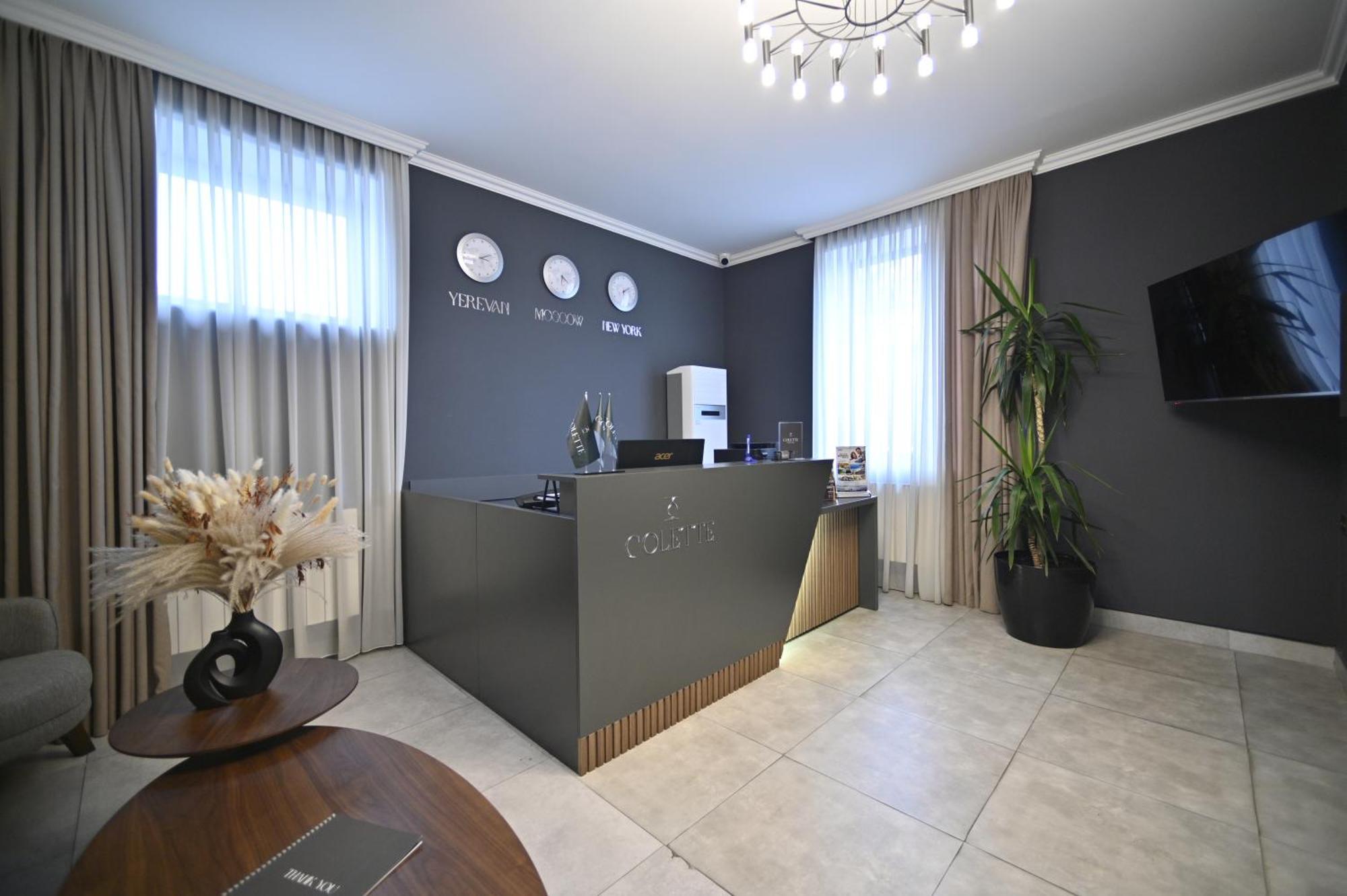 Colette Hotel Jerevan Buitenkant foto