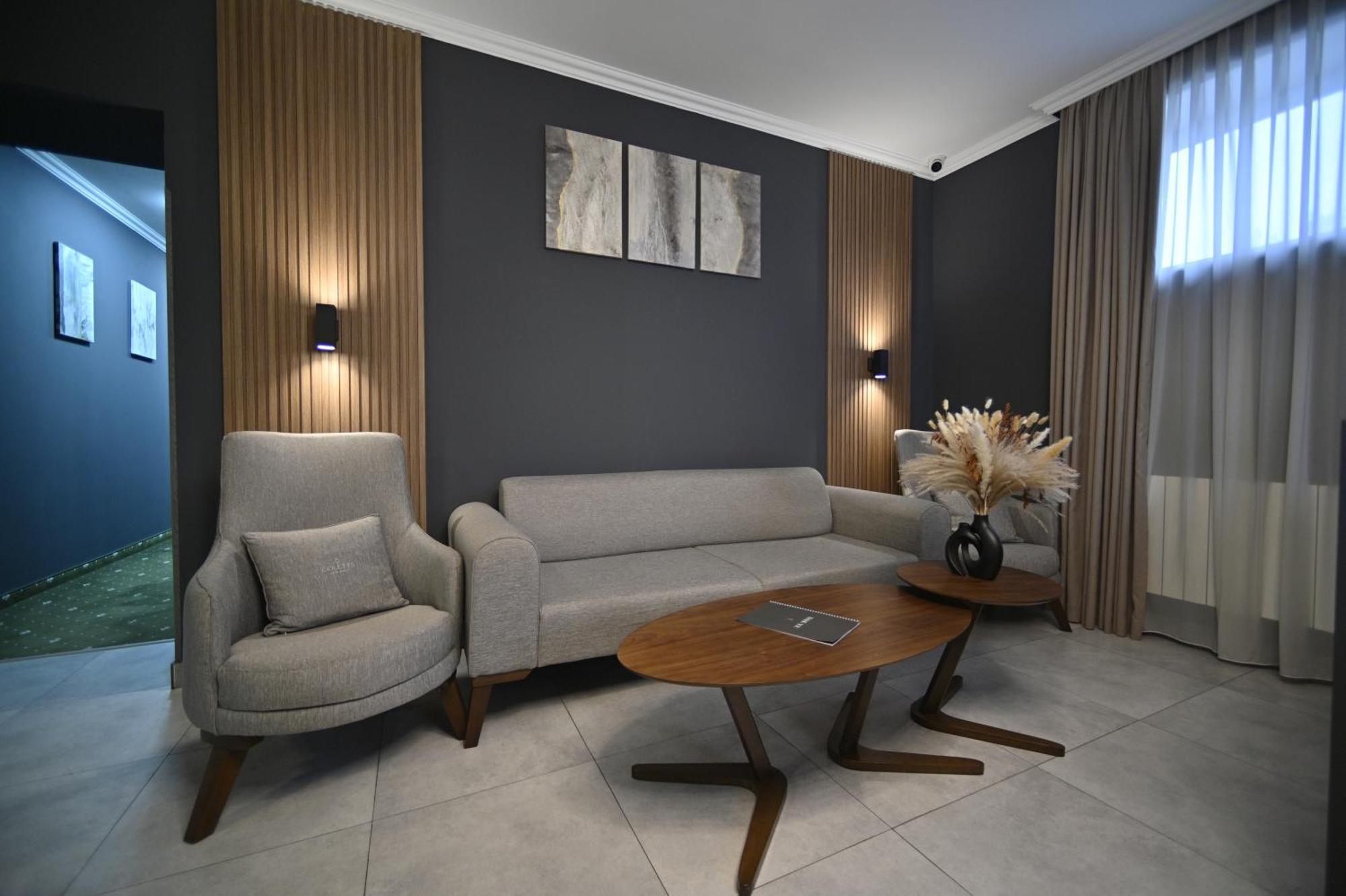 Colette Hotel Jerevan Buitenkant foto