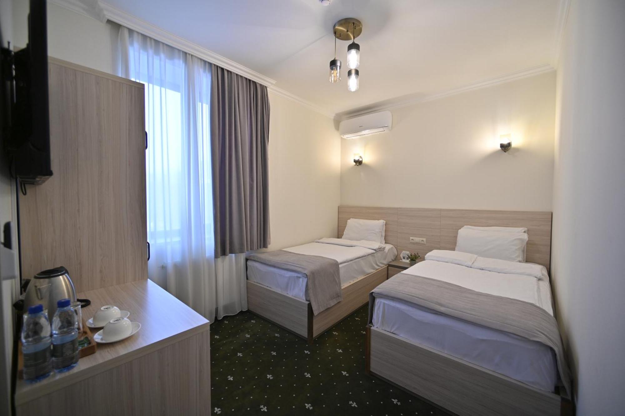 Colette Hotel Jerevan Buitenkant foto
