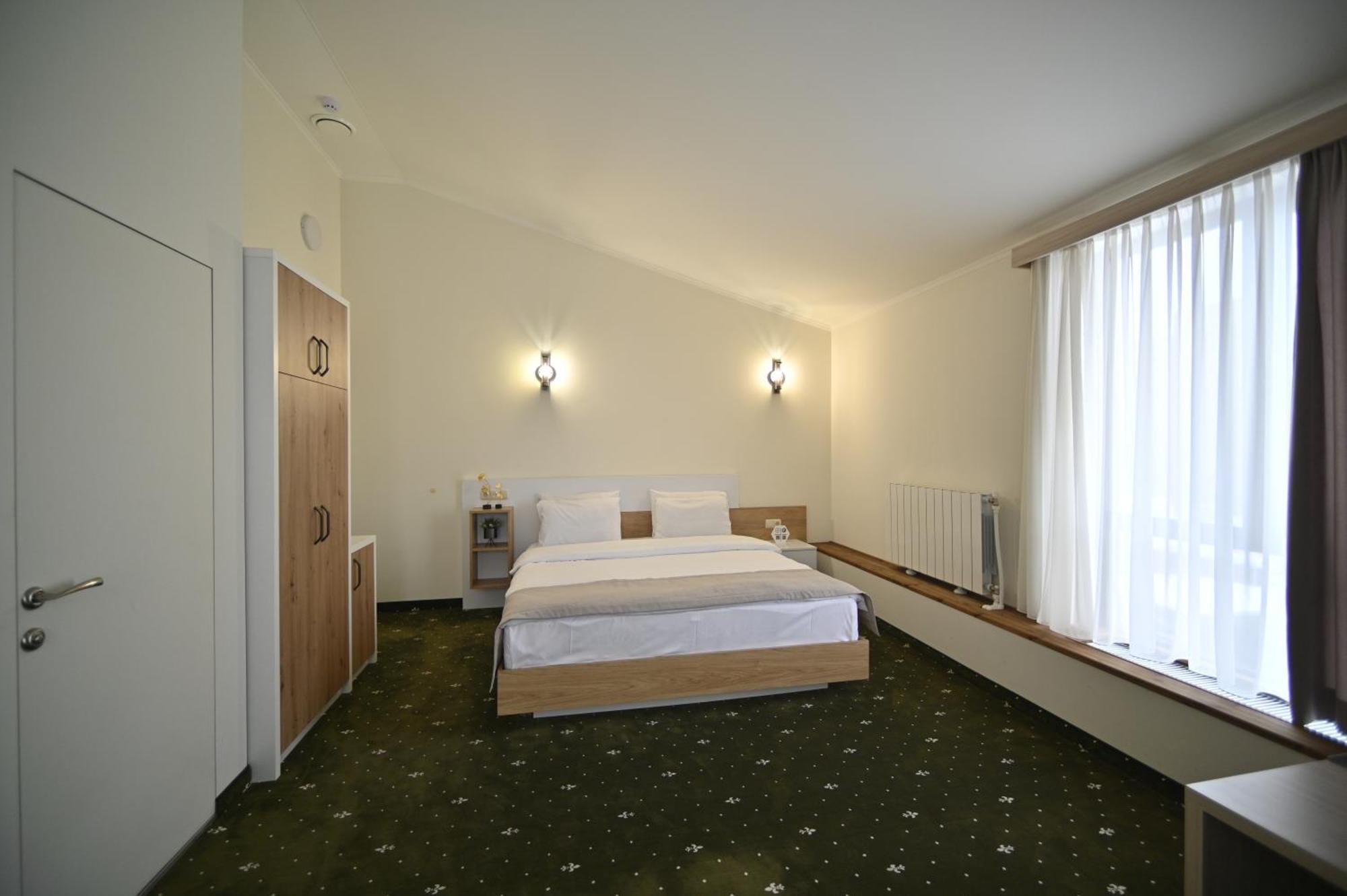 Colette Hotel Jerevan Buitenkant foto